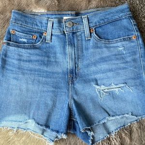 Levi Shorts